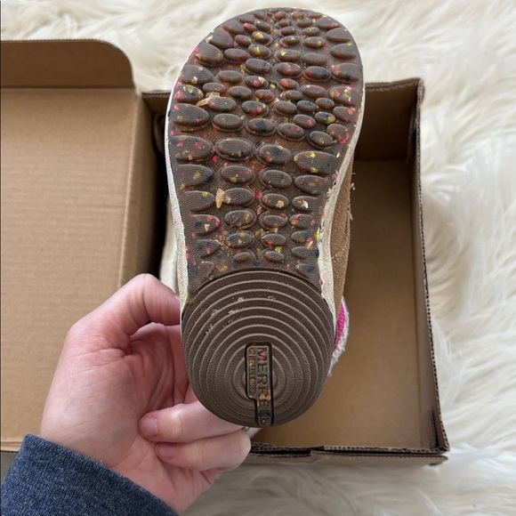 Merrell Brown Kids Boots with Fleece Lining - Picture 5 of 5